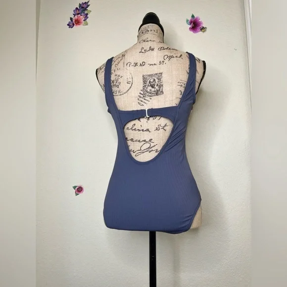 NWOT Kona Sol Tropical Swimsuit - Picture 10 of 14